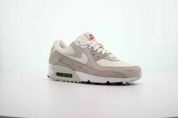 nike-air-max-90-se-sail-white-
